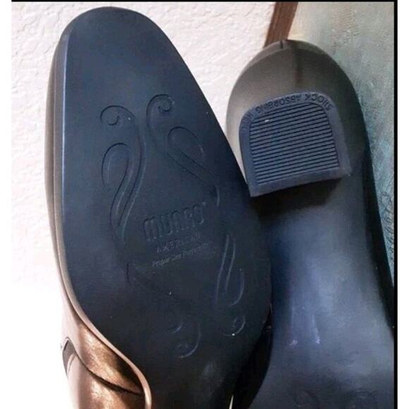 Munro American Liz Pump Black Leather Shootie Slip On Block Heel 8.5N New No Box - Picture 11 of 12